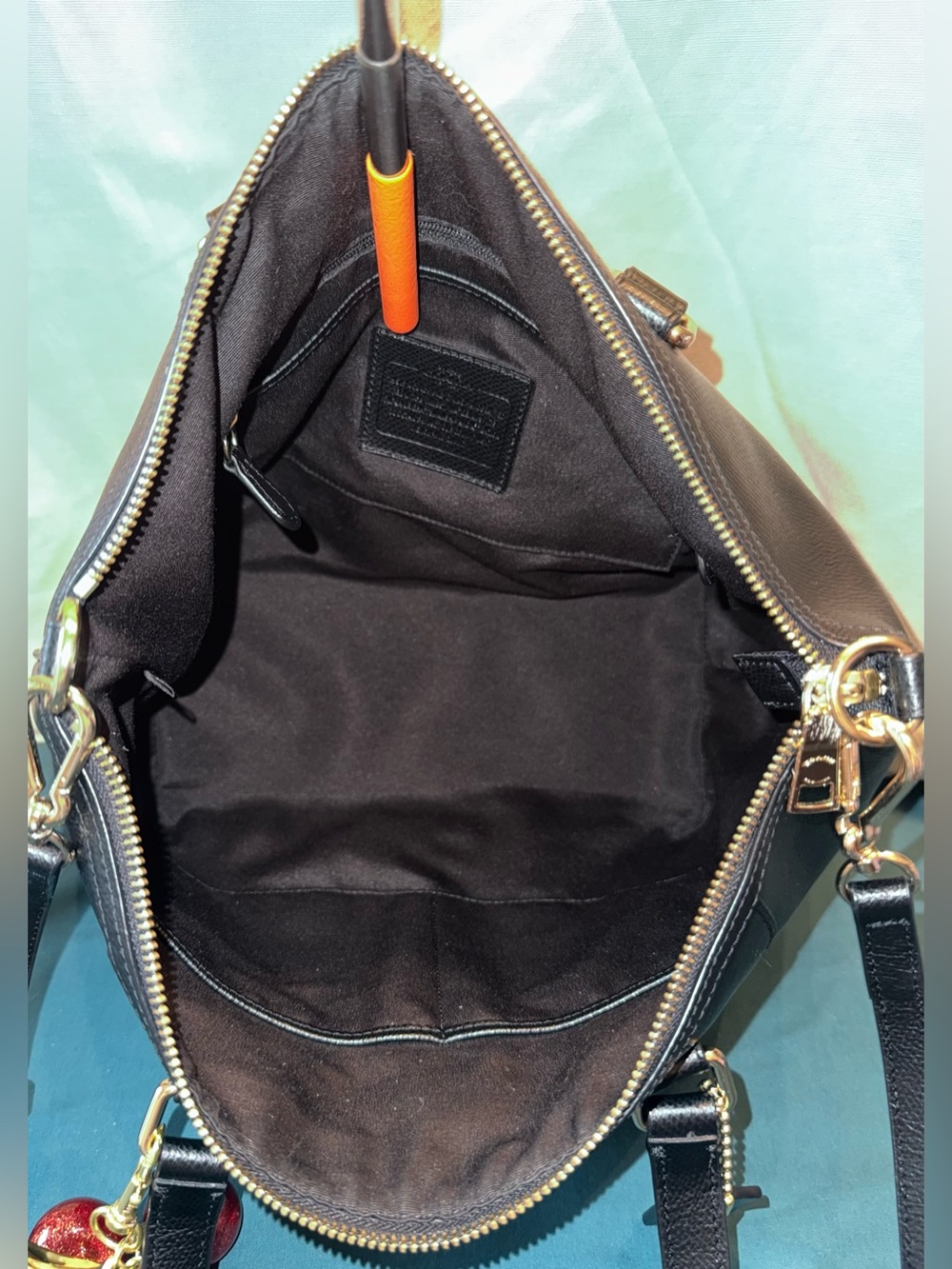Coach F34680 Pleat Tote in Black Crossgrain Leather - Picture 9 of 15